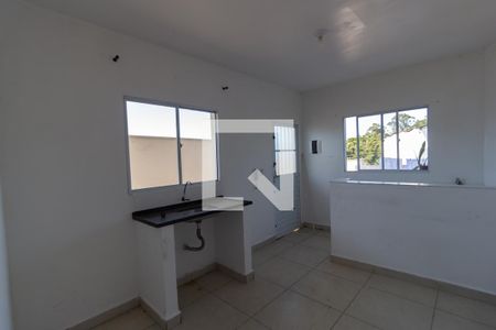 Cozinha de casa para alugar com 1 quarto, 31m² em Jardim Alfredo, São Paulo