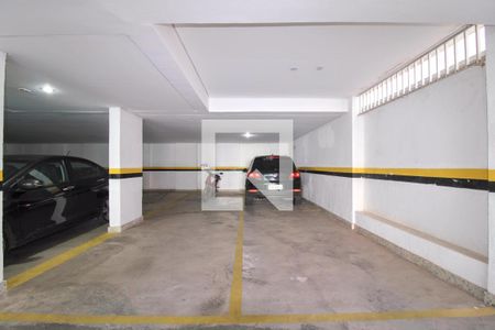 Garagem de apartamento à venda com 3 quartos, 283m² em Buritis, Belo Horizonte