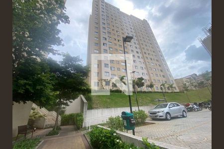 Fachada de apartamento para alugar com 2 quartos, 41m² em Vila Zat, São Paulo