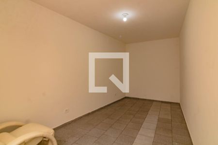 Sala/Quarto de casa para alugar com 1 quarto, 26m² em Vila Guarani (z Sul), São Paulo