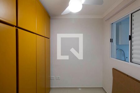 Quarto 1 de apartamento para alugar com 2 quartos, 45m² em Vila Guilhermina, São Paulo