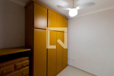 Quarto 1 de apartamento para alugar com 2 quartos, 45m² em Vila Guilhermina, São Paulo