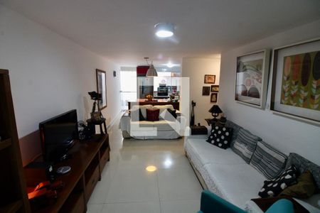 Sala de casa à venda com 3 quartos, 202m² em Vargem Grande, Rio de Janeiro
