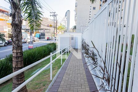 Rampa acessibilidade de apartamento para alugar com 1 quarto, 28m² em Vila Palmeiras, São Paulo