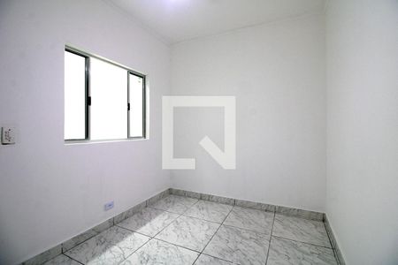 03quarto2_2 de casa à venda com 6 quartos, 400m² em Vila Moraes, São Paulo