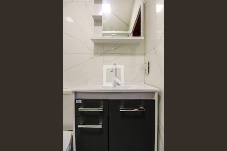 Banheiro de apartamento para alugar com 1 quarto, 30m² em Centro Histórico, Porto Alegre