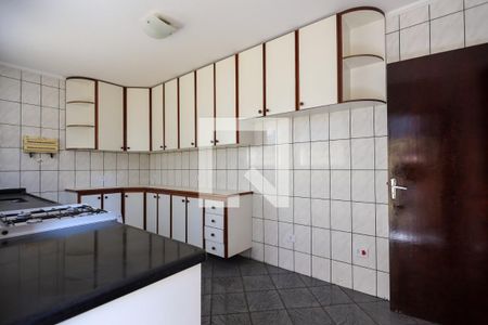 Casa de condomínio para alugar com 150m², 3 quartos e 4 vagas Casa de condomínio para alugar com 150m², 3 quartos e 4 vagasCozinha