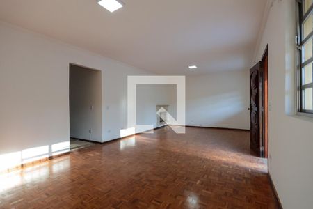 Casa de condomínio para alugar com 150m², 3 quartos e 3 vagasSala 