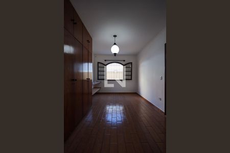 Casa de condomínio para alugar com 150m², 3 quartos e 4 vagas Casa de condomínio para alugar com 150m², 3 quartos e 4 vagasSuíte