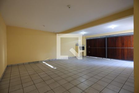 Casa de condomínio para alugar com 150m², 3 quartos e 4 vagas Casa de condomínio para alugar com 150m², 3 quartos e 4 vagasGaragem