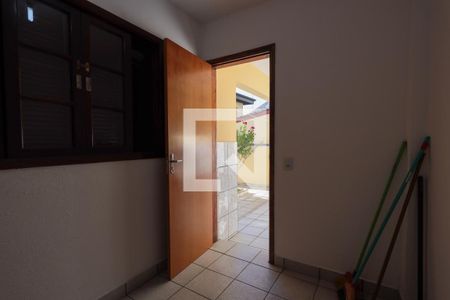 Casa de condomínio para alugar com 150m², 3 quartos e 4 vagas Casa de condomínio para alugar com 150m², 3 quartos e 4 vagasEdícula