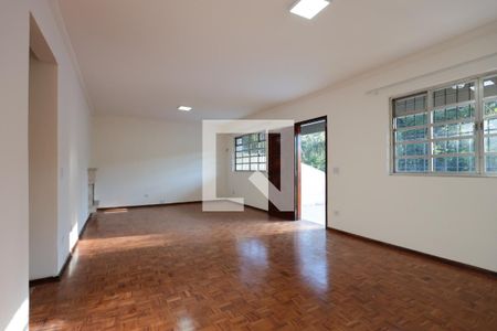 Casa de condomínio para alugar com 150m², 3 quartos e 3 vagasSala 