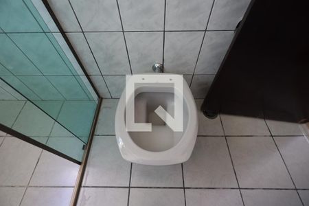 Casa de condomínio para alugar com 150m², 3 quartos e 4 vagas Casa de condomínio para alugar com 150m², 3 quartos e 4 vagasBanheiro - detalhes