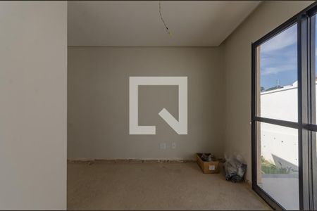 Casa de condomínio à venda com 120m², 4 quartos e 2 vagas Casa de condomínio à venda com 120m², 4 quartos e 2 vagasSuíte