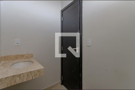 Casa de condomínio à venda com 120m², 4 quartos e 2 vagas Casa de condomínio à venda com 120m², 4 quartos e 2 vagasLavabo