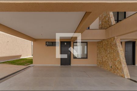Casa de condomínio à venda com 120m², 4 quartos e 2 vagas Casa de condomínio à venda com 120m², 4 quartos e 2 vagasEntrada - Garagem