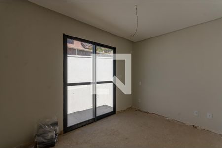 Casa de condomínio à venda com 120m², 4 quartos e 2 vagas Casa de condomínio à venda com 120m², 4 quartos e 2 vagasSuíte