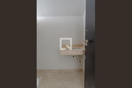 Casa de condomínio à venda com 120m², 4 quartos e 2 vagas Casa de condomínio à venda com 120m², 4 quartos e 2 vagasLavabo