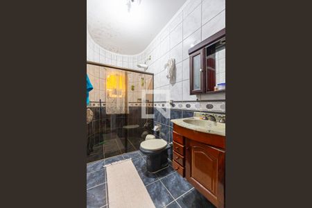 Casa à venda com 240m², 4 quartos e 2 vagas Casa à venda com 240m², 4 quartos e 2 vagasBanheiro da Suíte 3