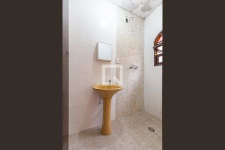 Casa à venda com 240m², 4 quartos e 2 vagas Casa à venda com 240m², 4 quartos e 2 vagasBanheiro da Suíte - Edícula