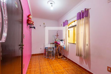 Casa à venda com 240m², 4 quartos e 2 vagas Casa à venda com 240m², 4 quartos e 2 vagasSuite 2