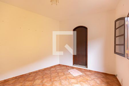 Casa à venda com 240m², 4 quartos e 2 vagas Casa à venda com 240m², 4 quartos e 2 vagasSuite - Edicula