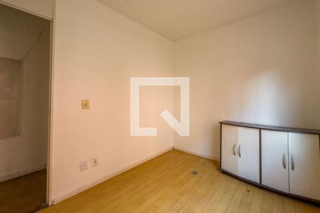 Quarto 2 de apartamento para alugar com 3 quartos, 77m² em Jardim Vila Nova, Porto Alegre