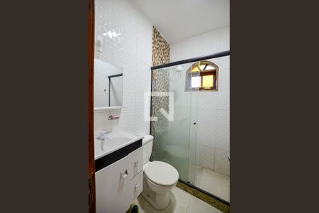 Banheiro de casa para alugar com 1 quarto, 70m² em Serra Grande, Niterói