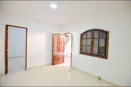 Sala de casa para alugar com 1 quarto, 70m² em Serra Grande, Niterói