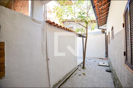 Sala de casa para alugar com 1 quarto, 70m² em Serra Grande, Niterói