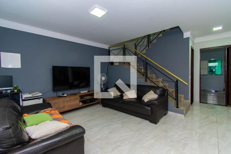 Casa para alugar com 315m², 3 quartos e 6 vagasSala