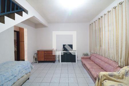 Casa à venda com 99m², 2 quartos e sem vagaSala