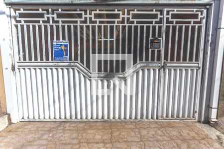 Casa para alugar com 350m², 3 quartos e 2 vagas Casa para alugar com 350m², 3 quartos e 2 vagasFachada