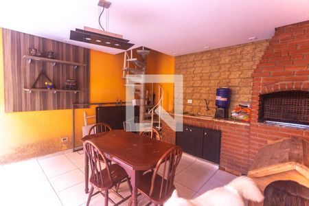 Casa para alugar com 350m², 3 quartos e 2 vagas Casa para alugar com 350m², 3 quartos e 2 vagasQuintal