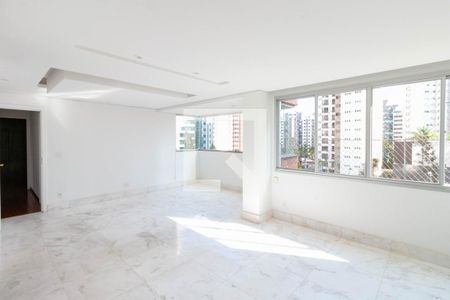 Sala de apartamento para alugar com 3 quartos, 110m² em Belvedere, Belo Horizonte