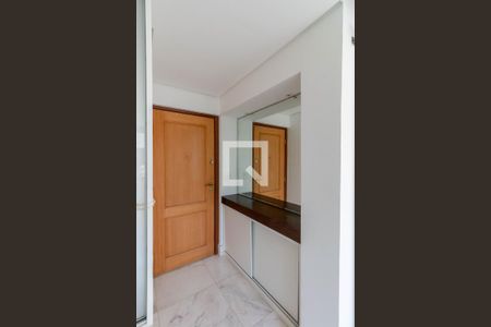 Sala de apartamento para alugar com 3 quartos, 110m² em Belvedere, Belo Horizonte