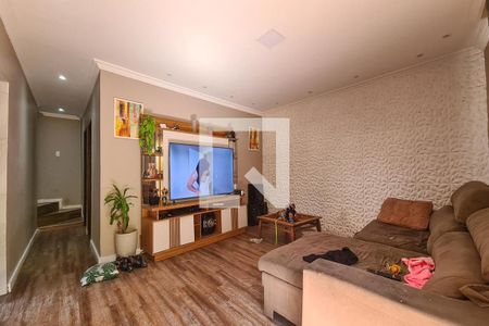 Sala de casa à venda com 5 quartos, 300m² em Pilares, Rio de Janeiro