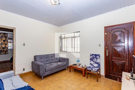 Casa à venda com 150m², 2 quartos e 2 vagasSala