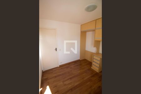 Apartamento à venda com 97m², 3 quartos e 2 vagas Apartamento à venda com 97m², 3 quartos e 2 vagasQuarto 02