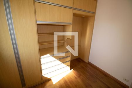 Apartamento à venda com 97m², 3 quartos e 2 vagas Apartamento à venda com 97m², 3 quartos e 2 vagasQuarto 01