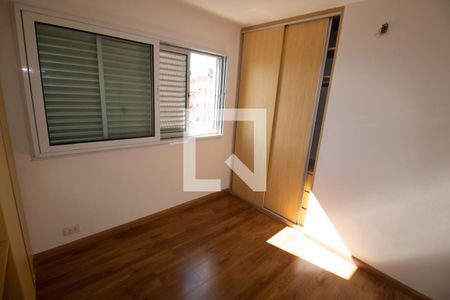 Apartamento à venda com 97m², 3 quartos e 2 vagas Apartamento à venda com 97m², 3 quartos e 2 vagasQuarto 02