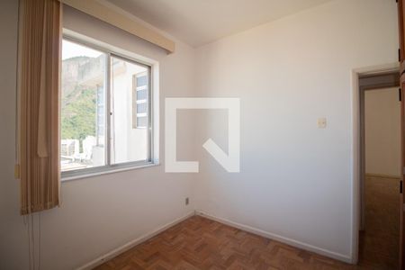 Quarto 1 de apartamento à venda com 3 quartos, 100m² em Copacabana, Rio de Janeiro