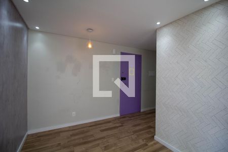 Sala de apartamento para alugar com 2 quartos, 43m² em Vila Princesa Isabel, São Paulo