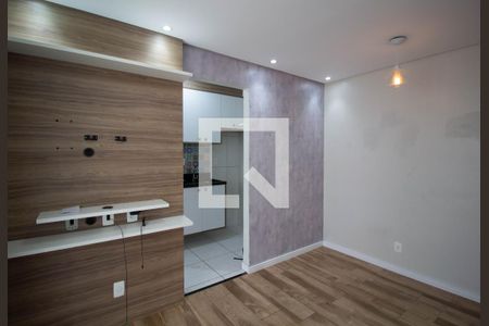 Sala de apartamento para alugar com 2 quartos, 43m² em Vila Princesa Isabel, São Paulo