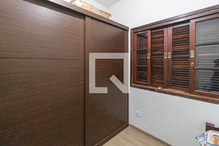 Quarto 2 de casa de condomínio para alugar com 3 quartos, 100m² em Vila da Oportunidade, Carapicuíba