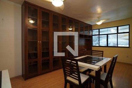 Sala de apartamento à venda com 2 quartos, 75m² em Santa Rosa, Niterói