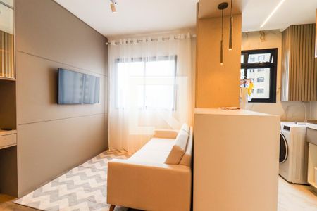 Sala de apartamento para alugar com 1 quarto, 50m² em Centro, Curitiba