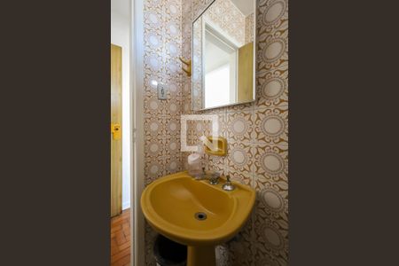 Casa para alugar com 250m², 3 quartos e 3 vagas Casa para alugar com 250m², 3 quartos e 3 vagasBanheiro da Suíte