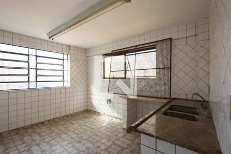 Casa para alugar com 250m², 3 quartos e 3 vagas Casa para alugar com 250m², 3 quartos e 3 vagasCozinha 2