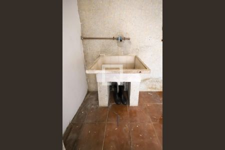 Casa para alugar com 250m², 3 quartos e 3 vagas Casa para alugar com 250m², 3 quartos e 3 vagasLavanderia